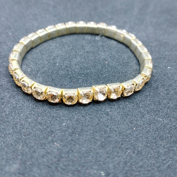 Jeweled bracelet - Picture 2 of 2